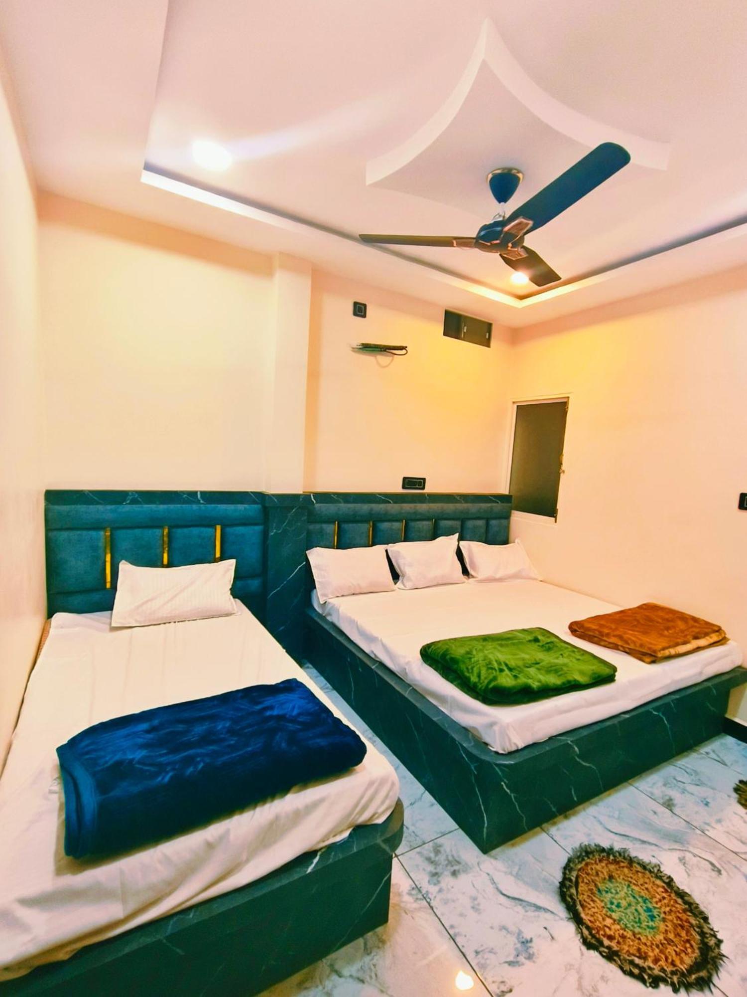 Hotel Shiv Gouri Palace Ujjain Εξωτερικό φωτογραφία